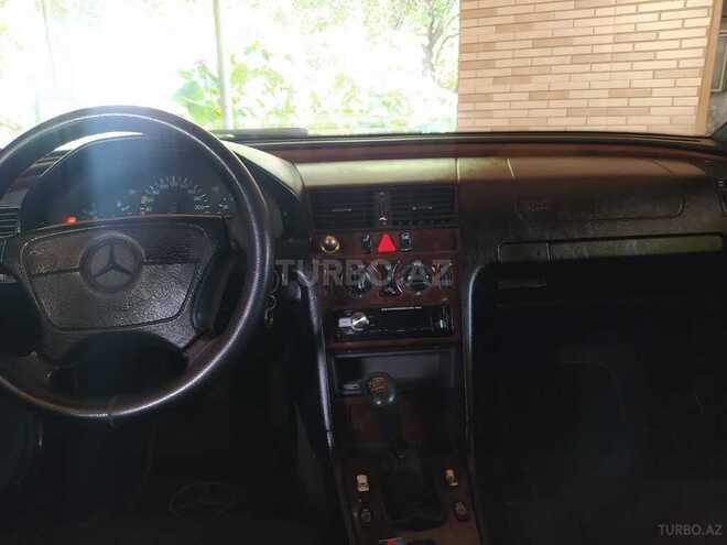 Mercedes C 180 1997, 360,000 km - 1.8 l - Qazax
