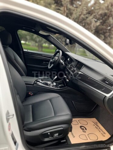 BMW 520 2015, 212,000 km - 2.0 l - Bakı