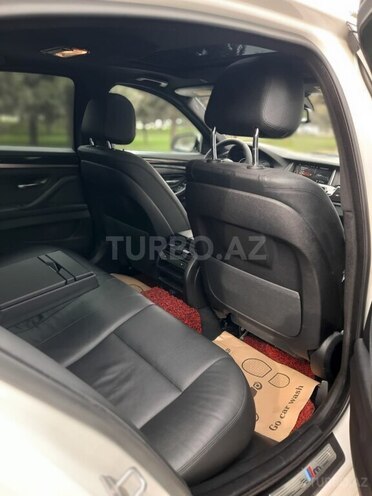 BMW 520 2015, 212,000 km - 2.0 l - Bakı
