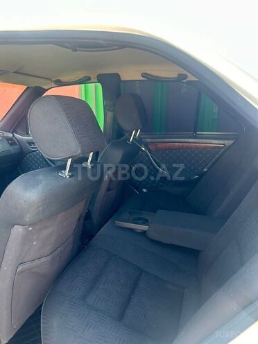 Mercedes C 240 1998, 185,400 km - 2.4 l - Bakı