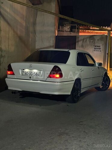 Mercedes C 240 1998, 185,400 km - 2.4 l - Bakı