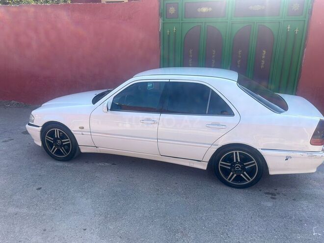 Mercedes C 240 1998, 185,400 km - 2.4 l - Bakı