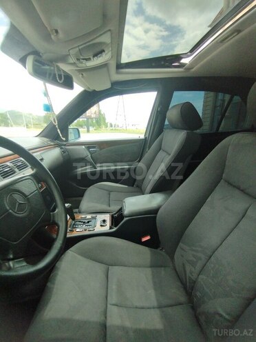 Mercedes E 240 1998, 350,000 km - 2.4 l - İsmayıllı