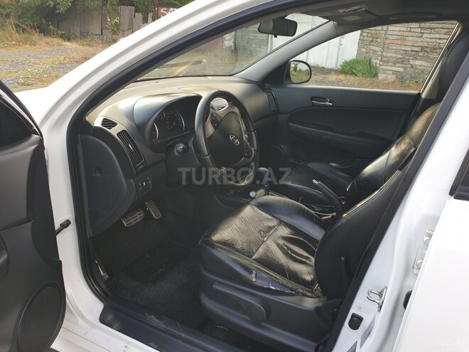 Hyundai i30 2009, 340,000 km - 2.0 л - Bakı