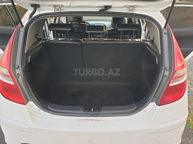 Hyundai i30 2009, 340,000 km - 2.0 л - Bakı