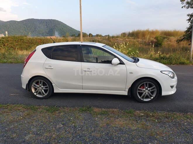 Hyundai i30 2009, 340,000 km - 2.0 л - Bakı