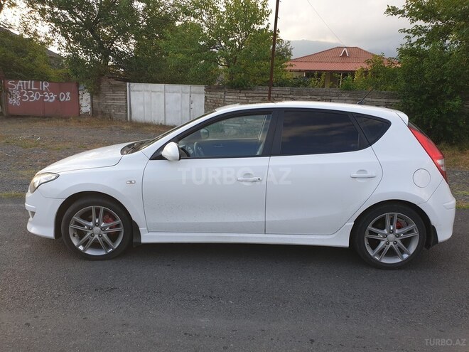 Hyundai i30 2009, 340,000 km - 2.0 л - Bakı