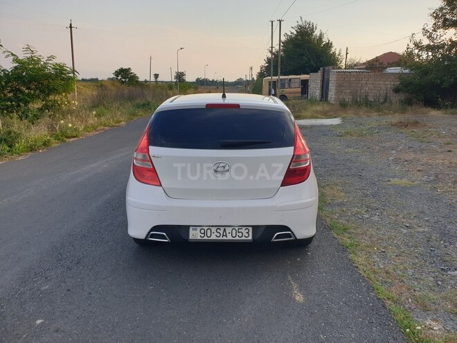 Hyundai i30 2009, 340,000 km - 2.0 л - Bakı