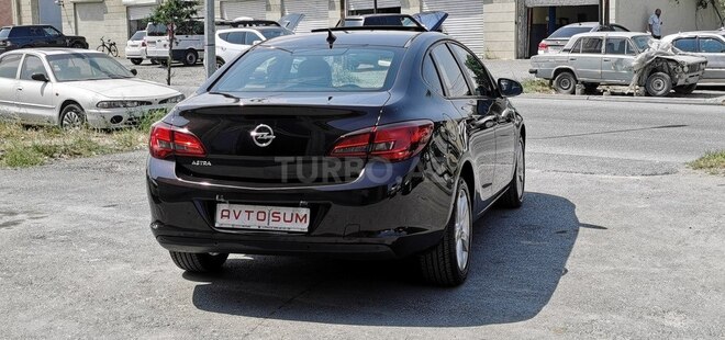 Opel Astra 2015, 110,000 km - 1.6 l - Sumqayıt