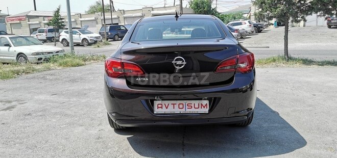 Opel Astra 2015, 110,000 km - 1.6 l - Sumqayıt
