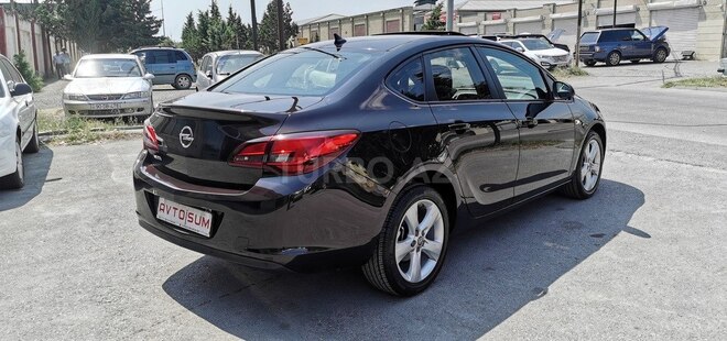Opel Astra 2015, 110,000 km - 1.6 l - Sumqayıt