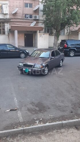 Mercedes C 180 1995, 312,523 km - 1.8 л - Bakı