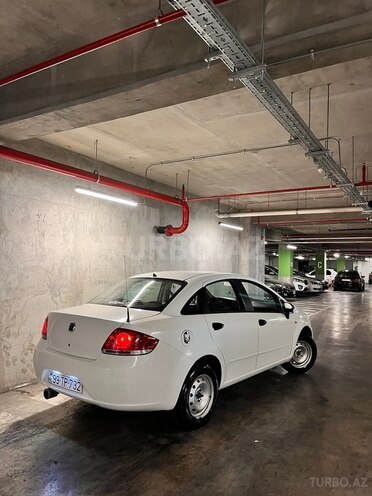 Fiat Linea 2009, 215,000 km - 1.4 л - Bakı