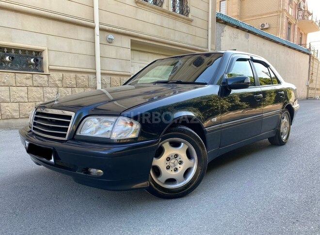 Mercedes C 180 1999, 322,000 km - 1.8 l - Bakı