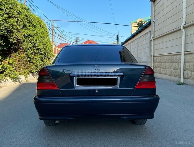 Mercedes C 180 1999, 322,000 km - 1.8 l - Bakı