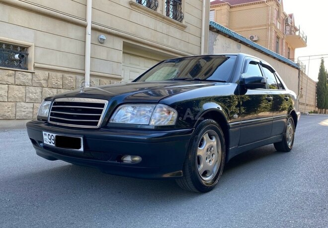 Mercedes C 180 1999, 322,000 km - 1.8 l - Bakı