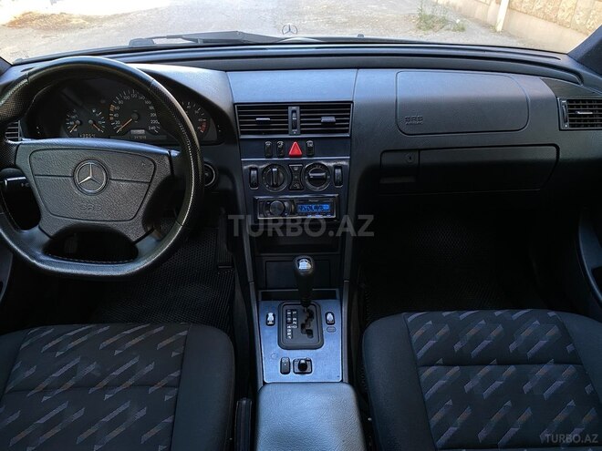 Mercedes C 180 1999, 322,000 km - 1.8 l - Bakı