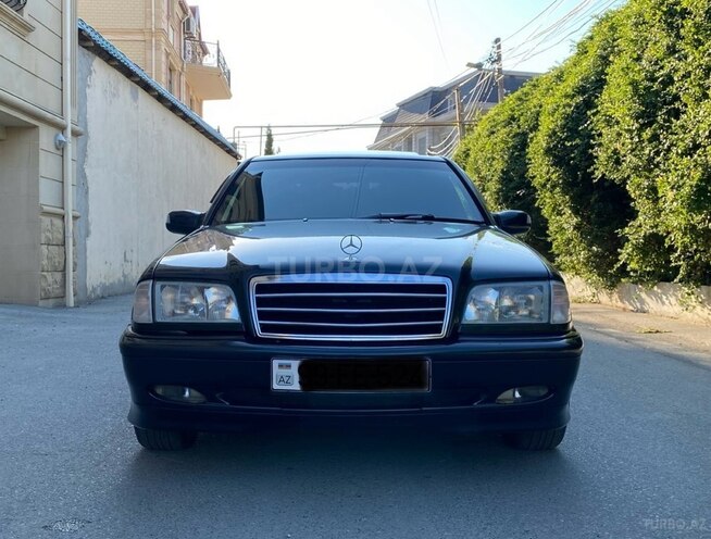 Mercedes C 180 1999, 322,000 km - 1.8 l - Bakı
