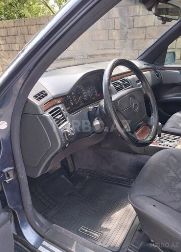 Mercedes E 200 1996, 360,000 km - 2.0 l - Masallı