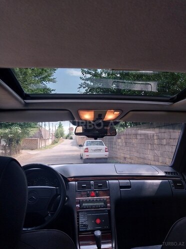 Mercedes E 200 1996, 360,000 km - 2.0 l - Masallı