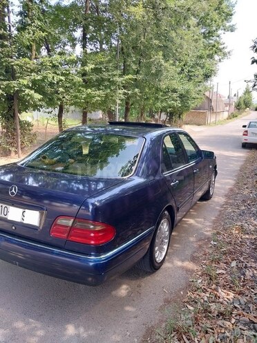 Mercedes E 200 1996, 360,000 km - 2.0 l - Masallı