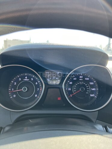 Hyundai Elantra 2015, 119,091 km - 1.8 l - Bakı