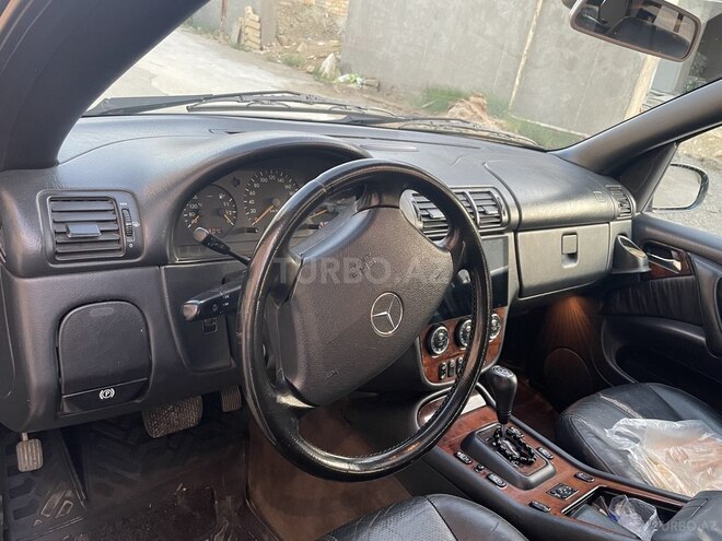 Mercedes ML 270 4MATIC 2002, 450,000 km - 2.7 l - Bakı