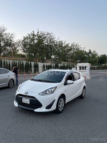 Toyota Aqua 2018, 120,000 km - 1.5 l - Bakı