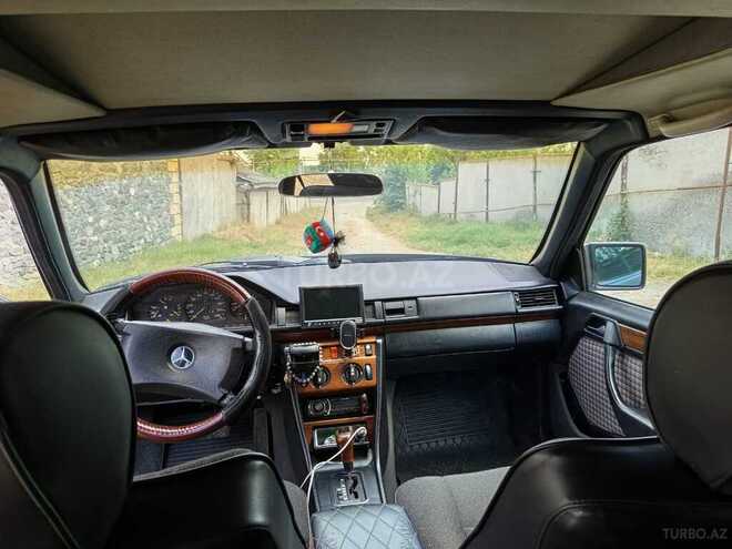 Mercedes E 230 1990, 5,566 km - 2.3 l - Goranboy
