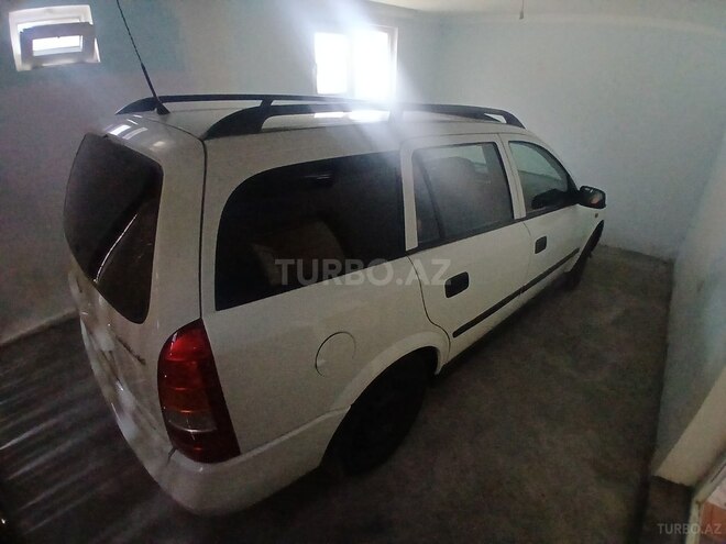 Opel Astra 1999, 290,000 km - 1.6 l - Qax