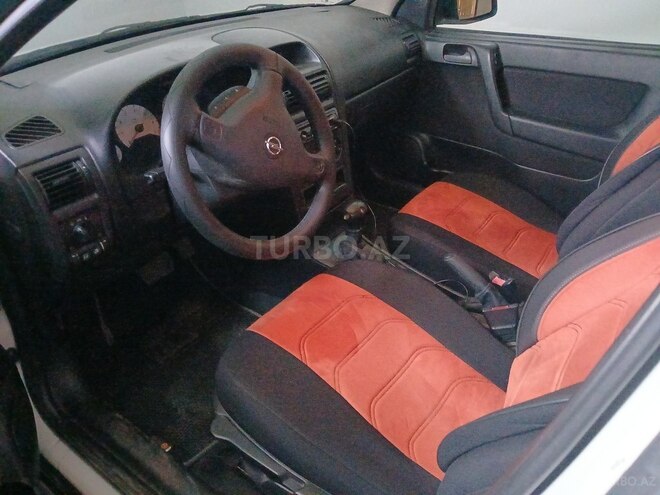 Opel Astra 1999, 290,000 km - 1.6 l - Qax