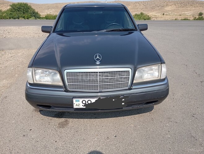 Mercedes C 180 1994, 571,000 km - 1.8 л - Naftalan