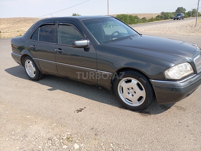 Mercedes C 180 1994, 571,000 km - 1.8 л - Naftalan