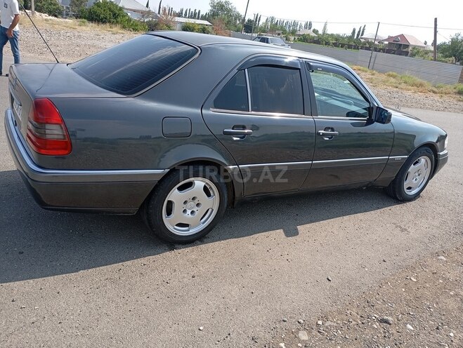 Mercedes C 180 1994, 571,000 km - 1.8 л - Naftalan