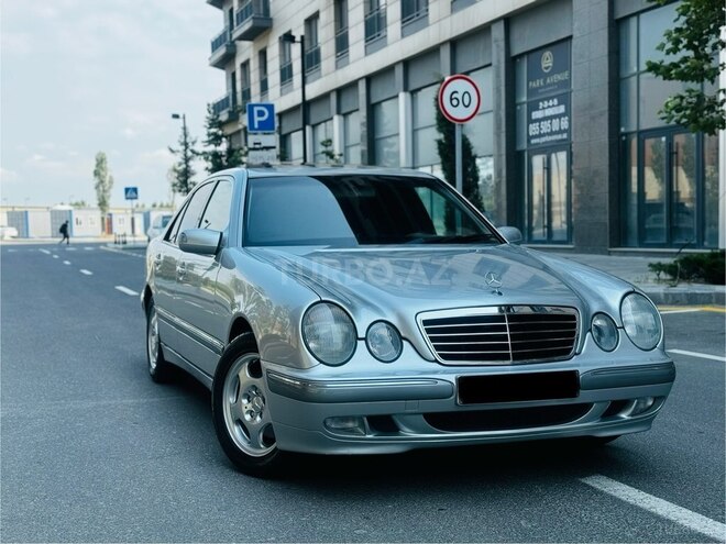Mercedes E 270 2001, 409,585 km - 2.7 l - Bakı