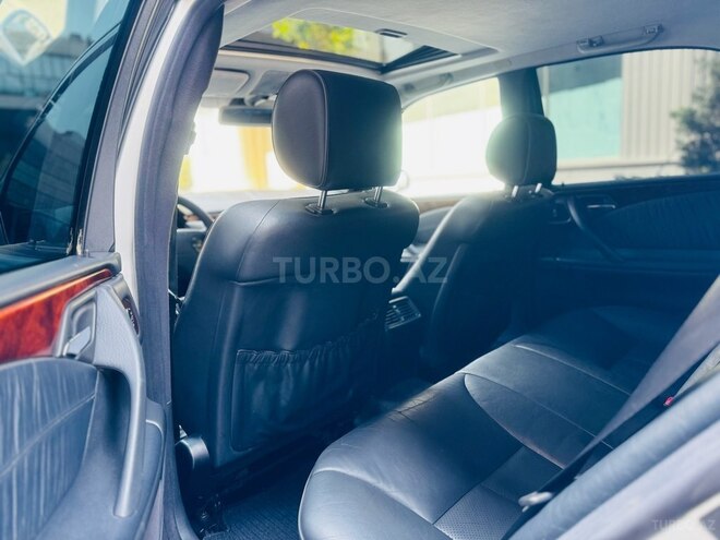 Mercedes E 270 2001, 409,585 km - 2.7 l - Bakı