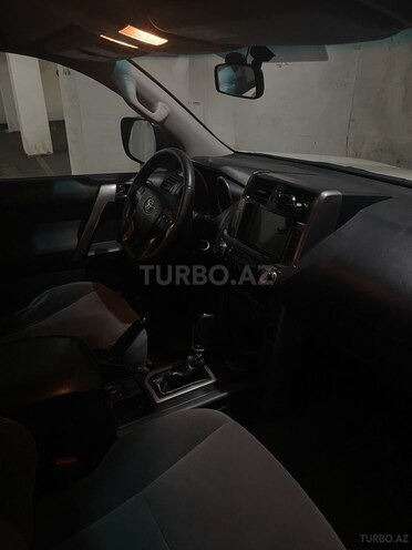 Toyota Land Cruiser Prado 2013, 380,000 km - 2.7 л - Bakı