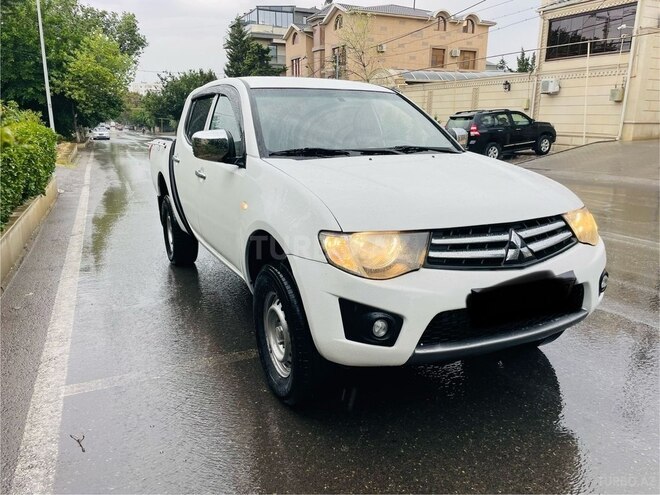 Mitsubishi L200 2012, 146,000 km - 2.5 l - Bakı