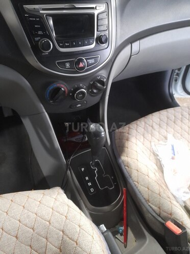 Hyundai Accent 2015, 203,000 km - 1.6 l - Gəncə