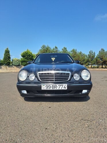 Mercedes E 220 d 2000, 679,238 km - 2.2 л - Astara