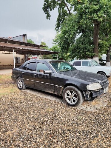 Mercedes C 200 1994, 561,789 km - 2.0 l - Xaçmaz