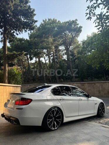 BMW 528 2014, 174,000 km - 2.0 л - Bakı