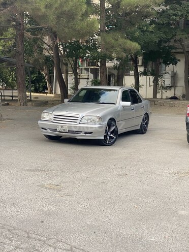 Mercedes C 220 1996, 220,000 km - 2.2 л - Bakı