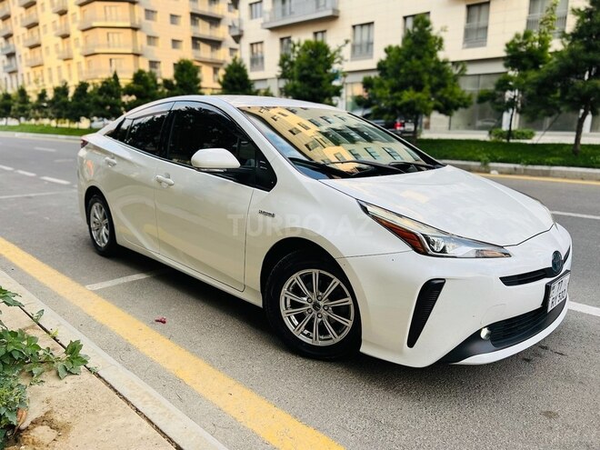 Toyota Prius 2020, 130,000 km - 1.8 l - Bakı