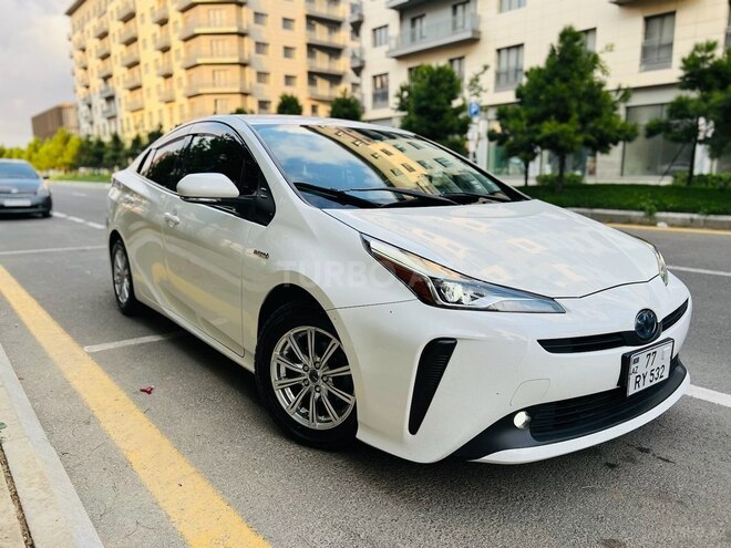 Toyota Prius 2020, 130,000 km - 1.8 l - Bakı
