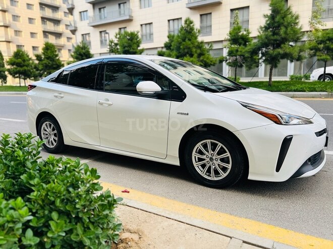 Toyota Prius 2020, 130,000 km - 1.8 l - Bakı