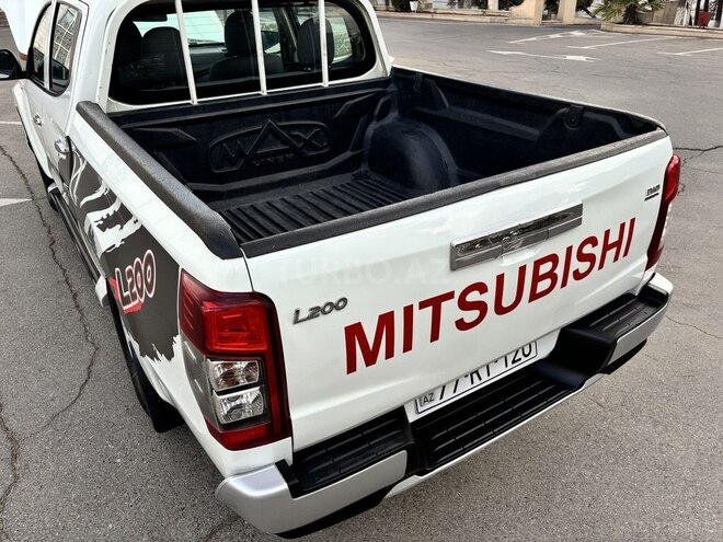 Mitsubishi L200 2020, 158,000 km - 2.4 l - Bakı