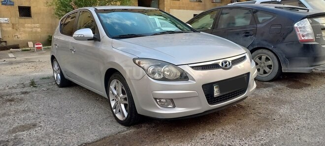 Hyundai i30 2011, 85,000 km - 1.6 l - Bakı