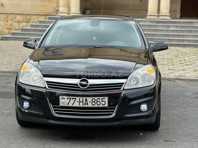 Opel Astra 2009, 290,000 km - 1.4 l - Zaqatala