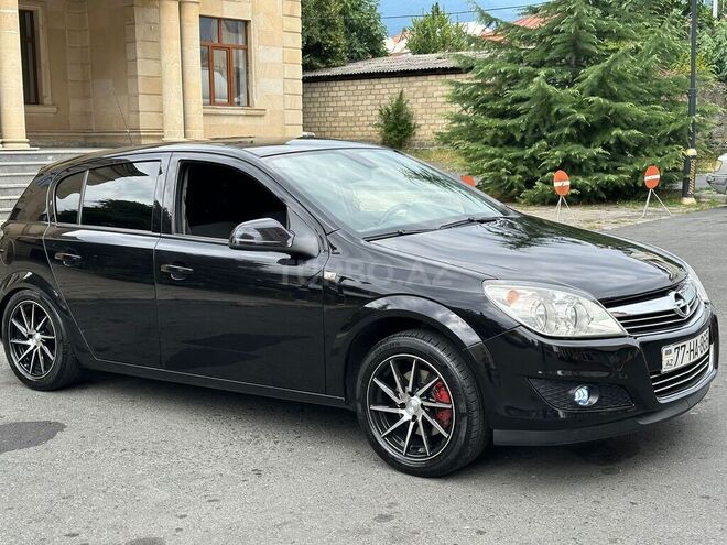 Opel Astra 2009, 290,000 km - 1.4 l - Zaqatala